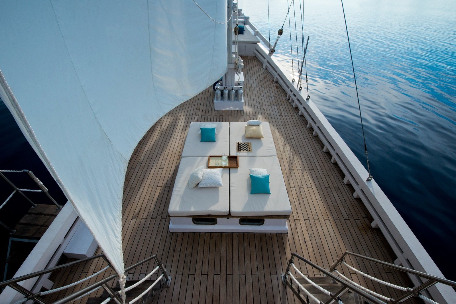Forward deck sunbeds on Alexa