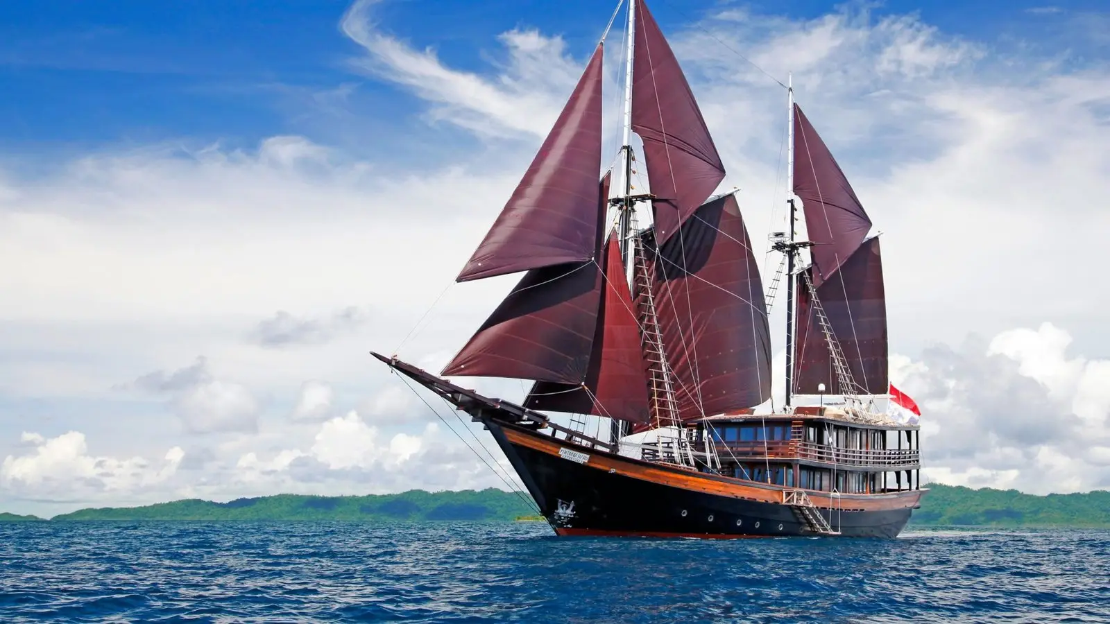 Dunia Baru, a 7-cabin phinisi for private charter in Komodo, Raja Ampat and the Spice Islands