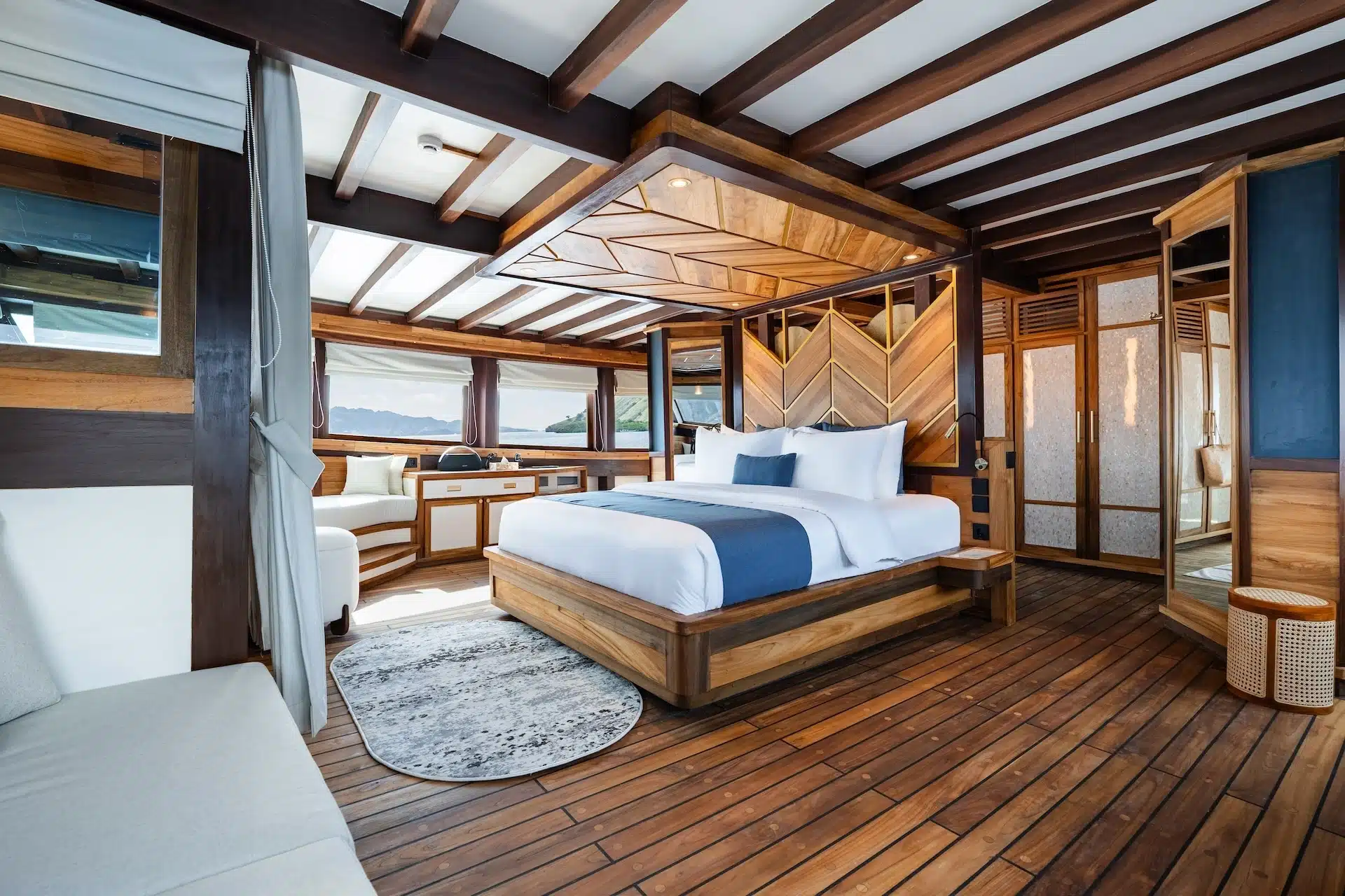 Master suite on Otium, with a king bed and a daybed