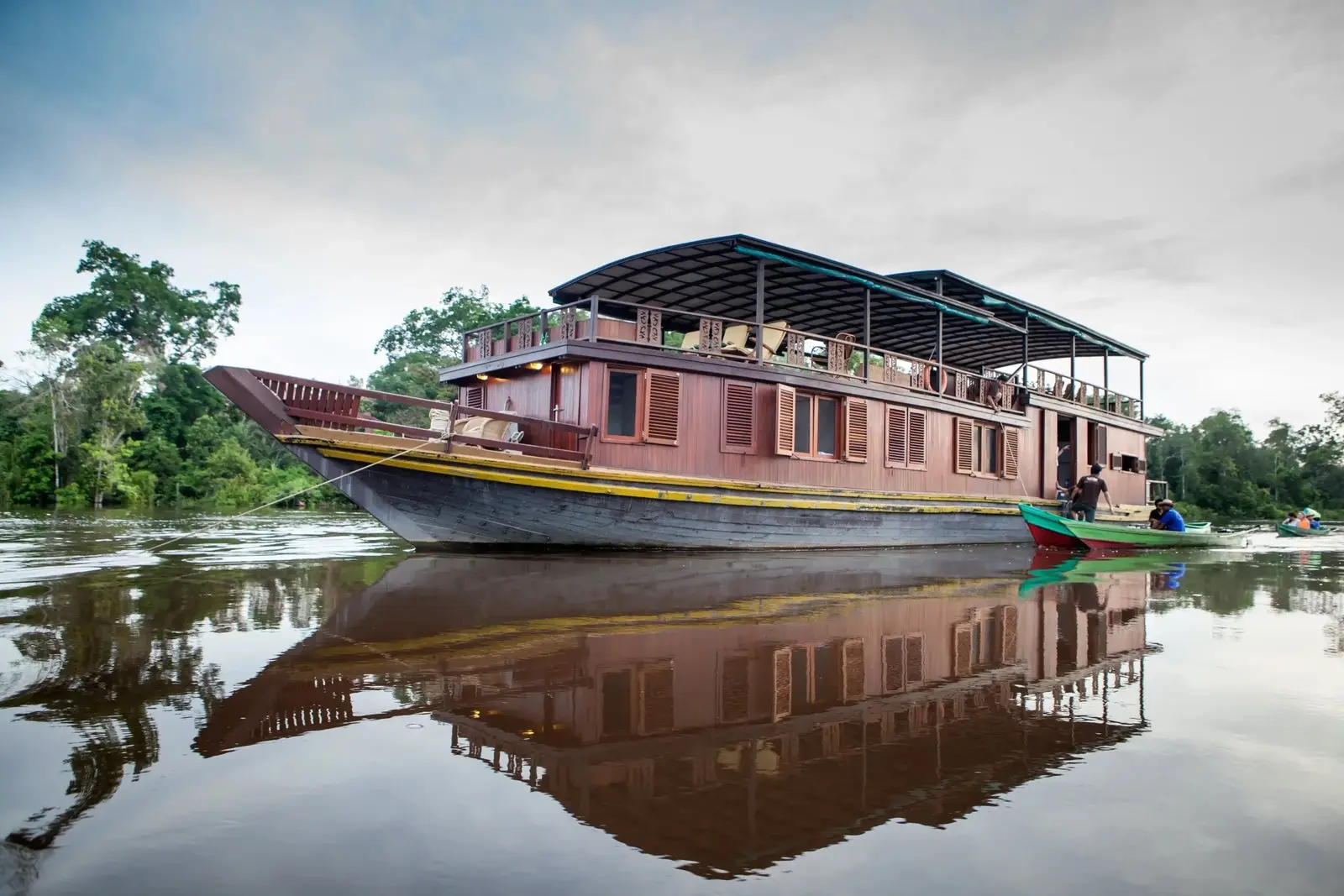 Rahai'i Pangun, a 4-cabin klotok riverboat for cabin trips on the Kahayan River in Central Kalimantan, Borneo